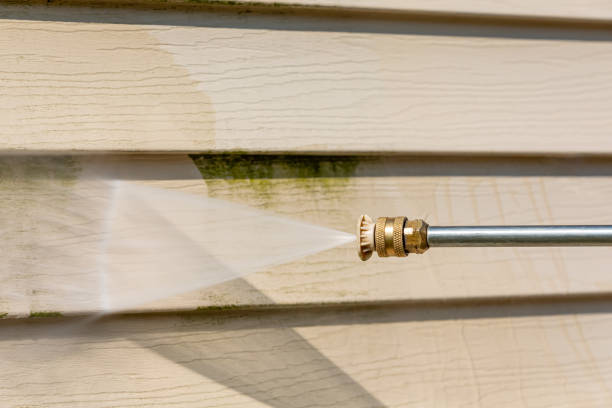 Why Choose Our Certified Pressure Washing Experts for Your Project Needs in Lakewood, IL?